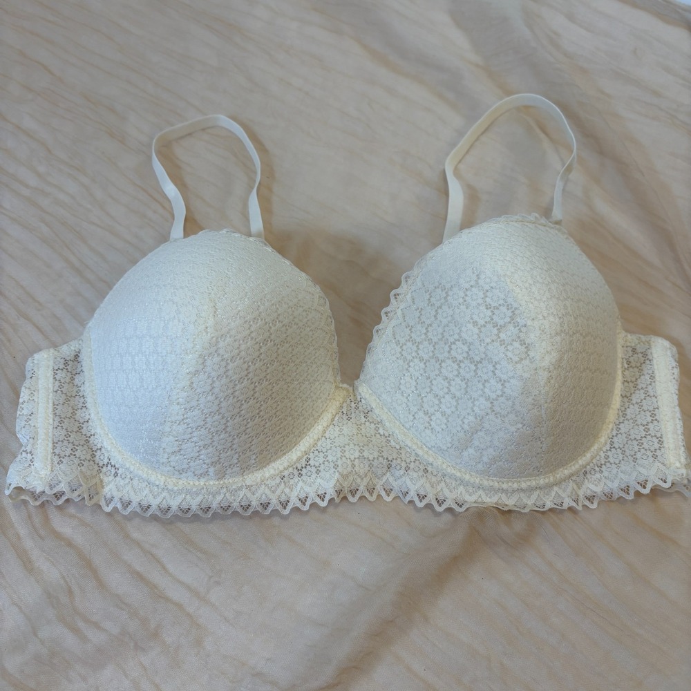 Laura Ashley White Padded Underwire Floral Lace Overlay Bra Size 38C